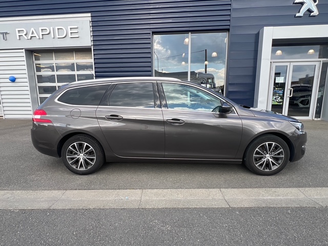 Peugeot 308 sw grise - vue côté droit
