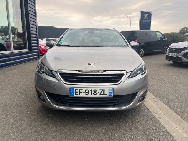 Peugeot 308 SW grise - vue face avant