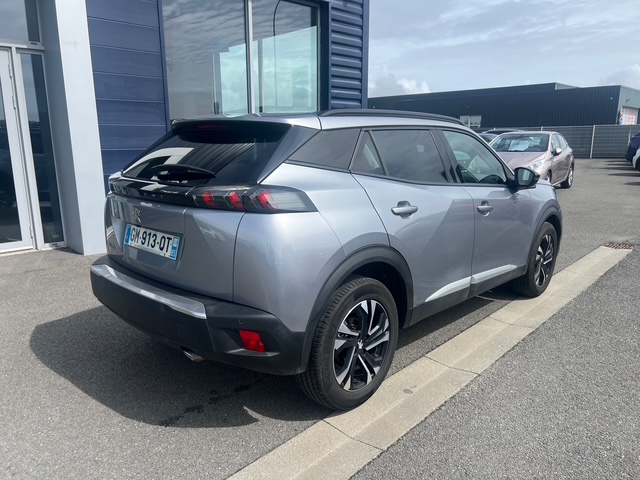 Peugeot 2008 gris - vue 3/4 arrière