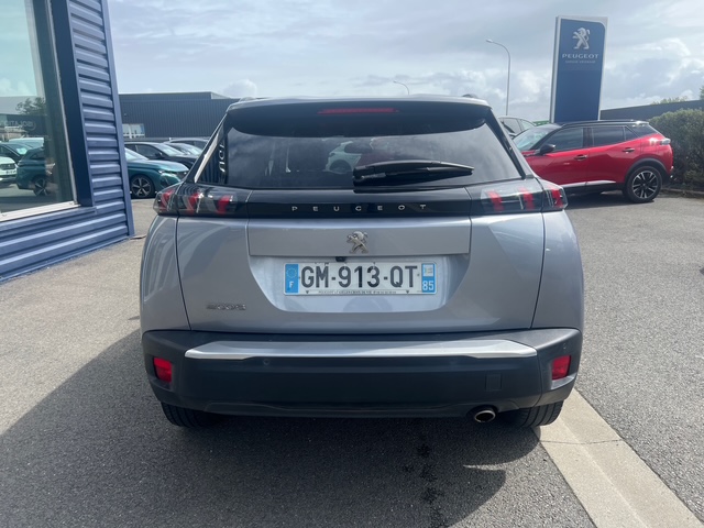 Peugeot 2008 gris - vue arrière