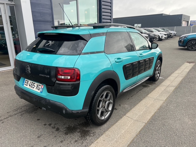 CITROEN C4 CACTUS BLEU - VUE 3/4 ARRIERE