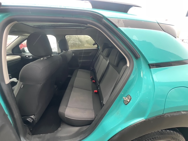 CITROEN C4 CACTUS BLEU - VUE BANQUETTE ARRIERE