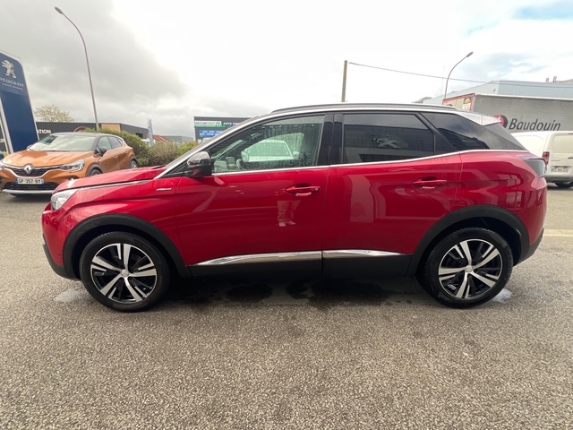 PEUGEOT 3008 ROUGE - VUE COTE GAUCHE